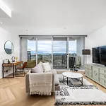 Lake View Delight Canberra City